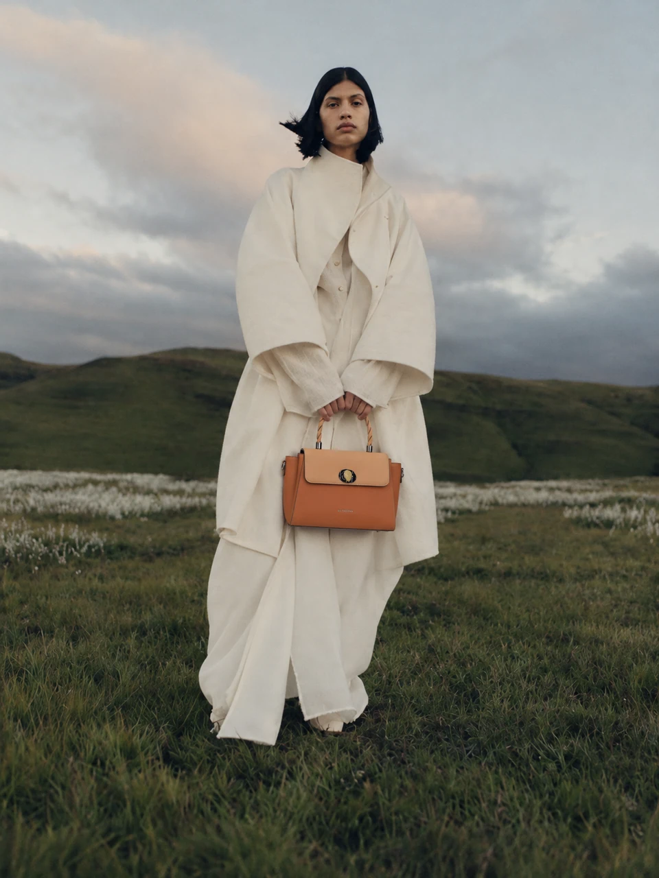 SUQUEENA LONDON introduces its first handbag collection